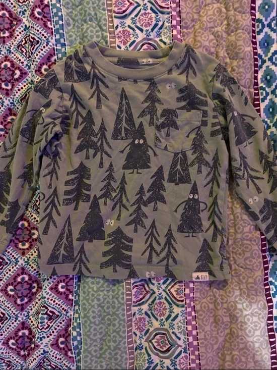 GAP Olive Green Kids Woodland Print Pajama Set - Picture 4 of 5